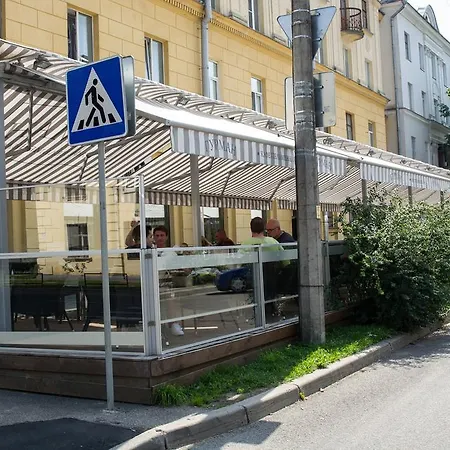 Apartment On Kommunisticheskaya 32