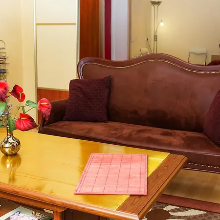 Apartment On Kommunisticheskaya 32 Minsk